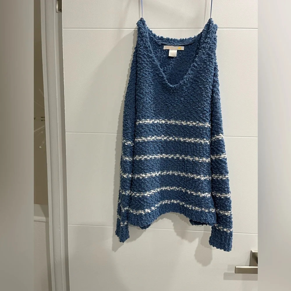 Size Small very soft fabric worn once only